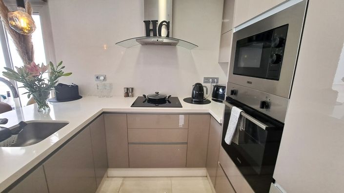 Image No.26-3 Bed Property for sale