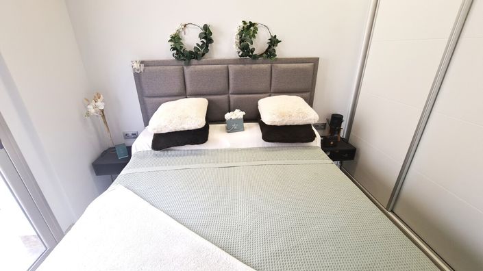 Image No.34-3 Bed Property for sale