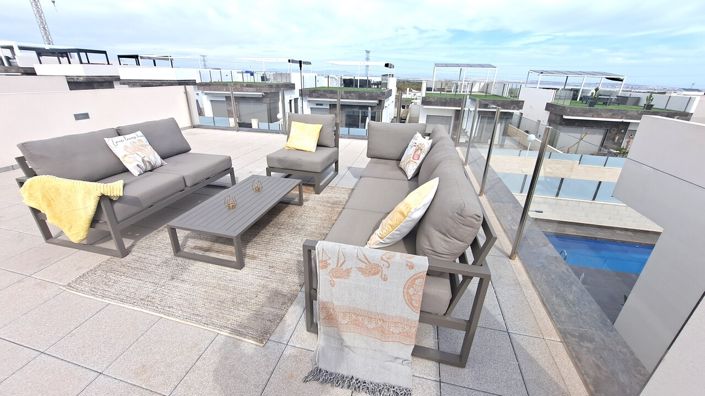 Image No.36-3 Bed Property for sale