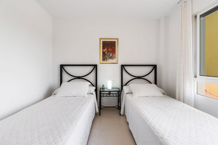 Image No.10-3 Bed Apartment for sale