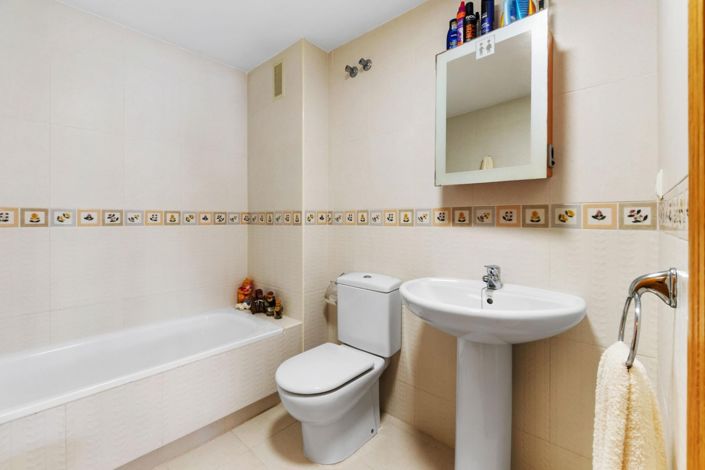 Image No.14-3 Bed Apartment for sale