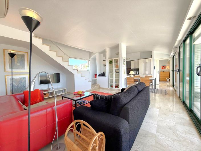 Image No.6-3 Bed Property for sale