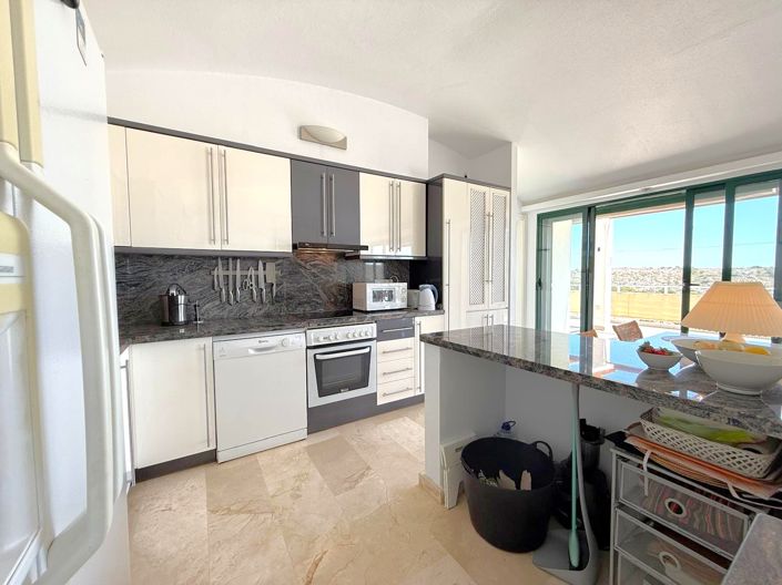 Image No.7-3 Bed Property for sale