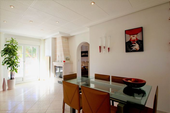 Image No.7-4 Bed Villa for sale