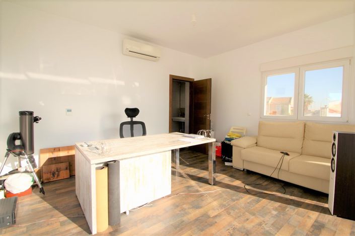 Image No.21-3 Bed Villa for sale