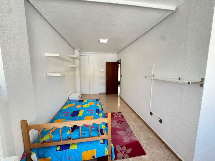 Image No.31-3 Bed Townhouse for sale