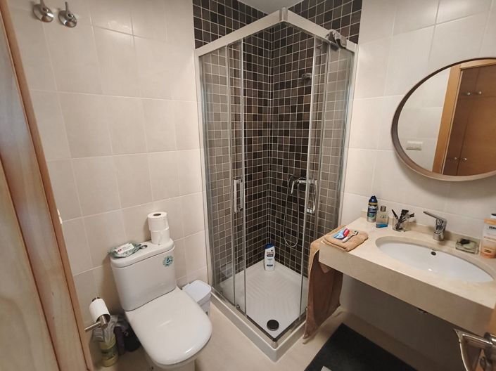 Image No.16-2 Bed Apartment for sale