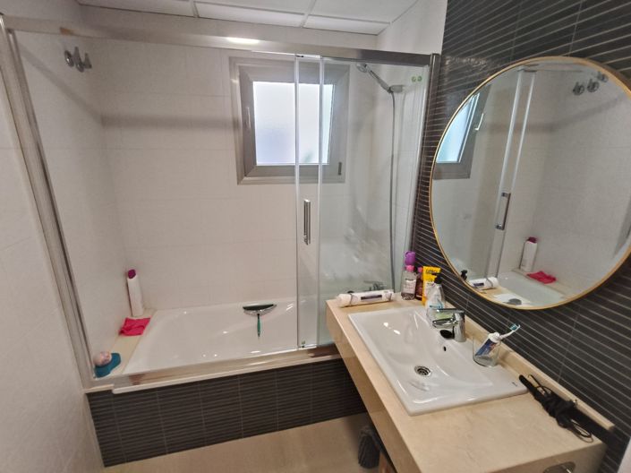 Image No.18-2 Bed Apartment for sale