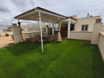 2 Bed Apartment for sale