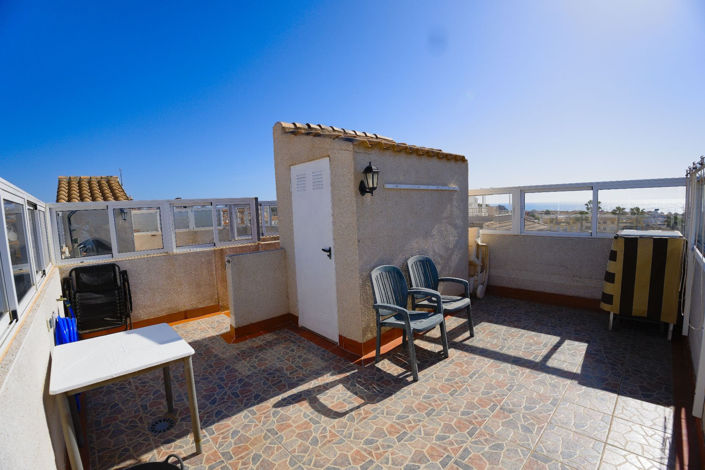 Image No.14-3 Bed Townhouse for sale