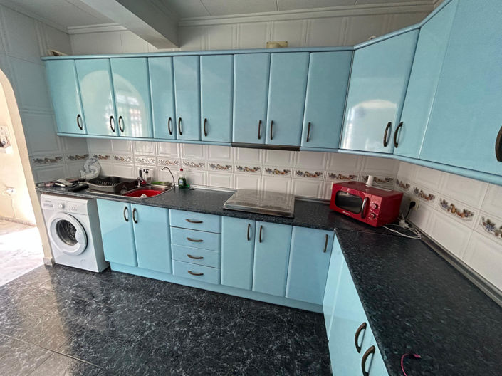 Image No.33-2 Bed Townhouse for sale