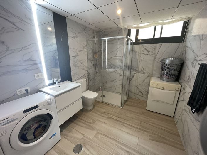 Image No.31-4 Bed Villa for sale