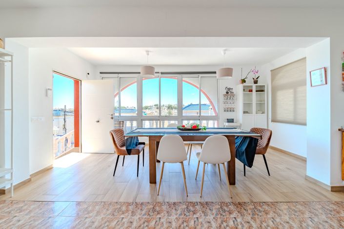 Image No.4-Villa de 7 chambres à vendre à Villamartin