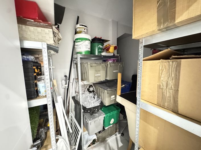 Image No.28-4 Bed Property for sale