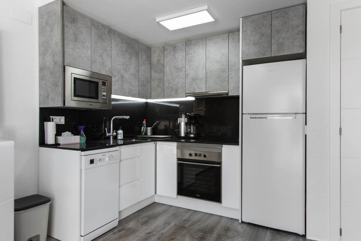 Image No.10-2 Bed Apartment for sale