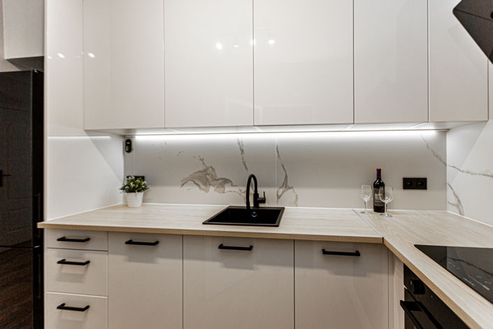 Image No.14-3 Bed Townhouse for sale