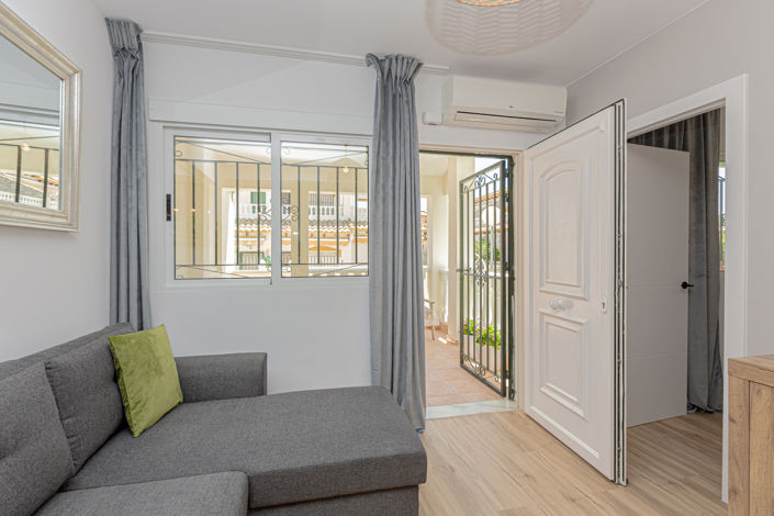 Image No.16-3 Bed Townhouse for sale