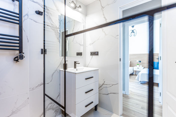 Image No.30-3 Bed Townhouse for sale