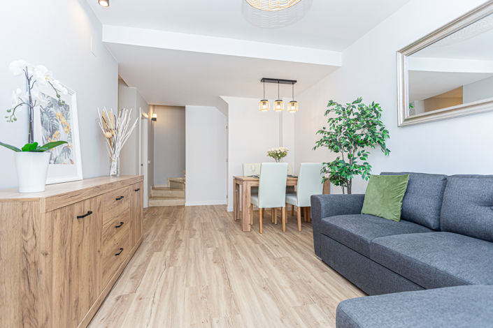 Image No.8-3 Bed Townhouse for sale