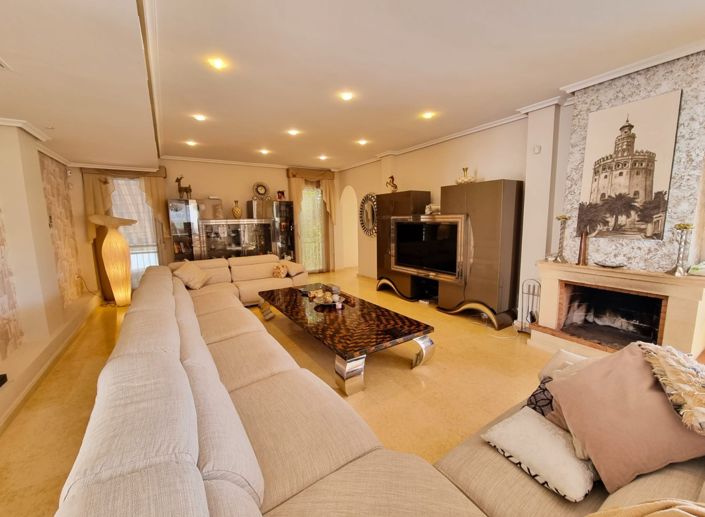 Image No.3-5 Bed Property for sale