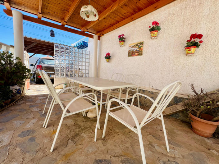 Image No.8-2 Bed Villa for sale