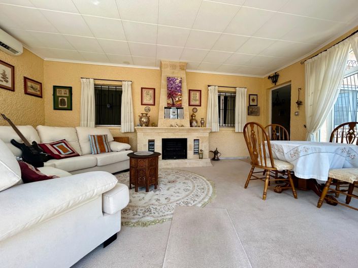 Image No.8-3 Bed Property for sale