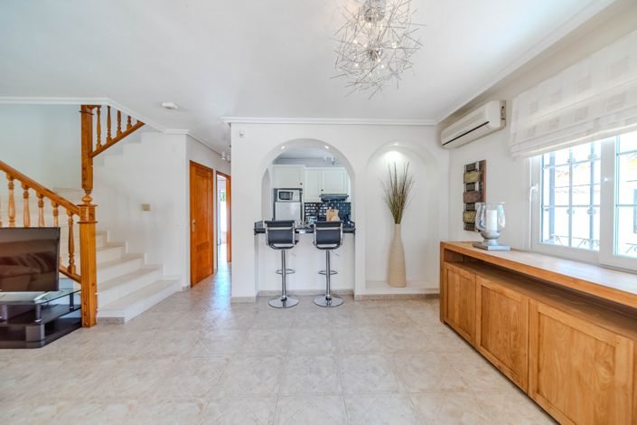 Image No.21-3 Bed Property for sale