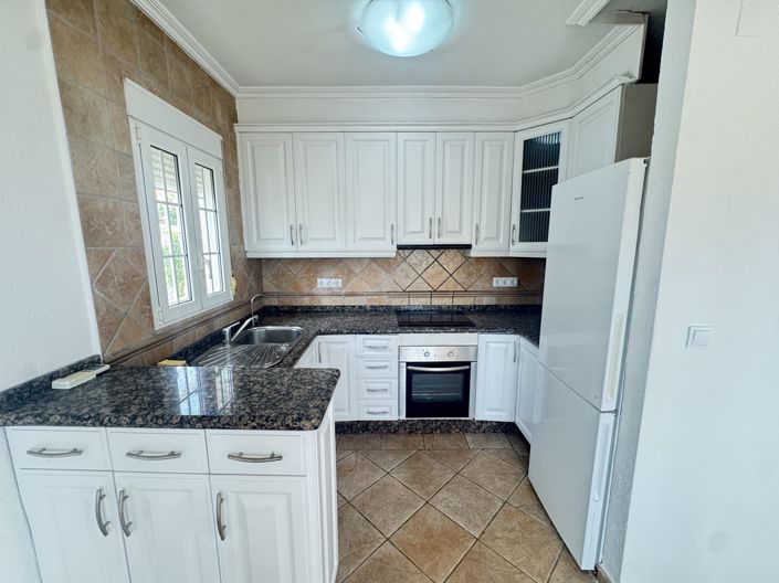 Image No.6-3 Bed Property for sale