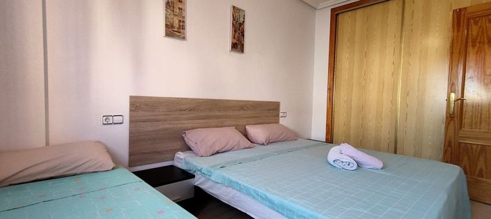 Image No.20-3 Bed Townhouse for sale