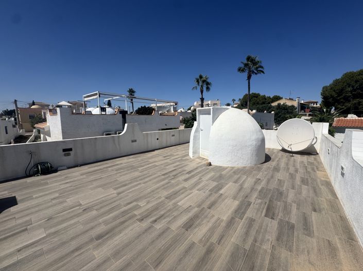 Image No.24-2 Bed Property for sale