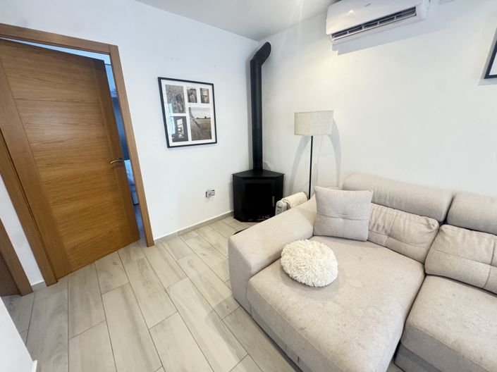 Image No.5-2 Bed Property for sale