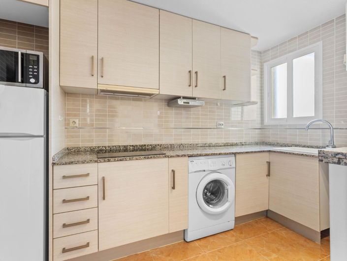 Image No.1-2 Bed Apartment for sale