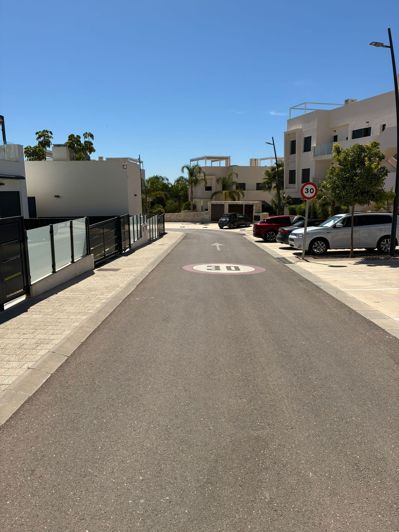 Image No.25-3 Bed Villa for sale