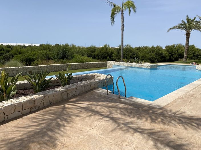 Image No.29-3 Bed Villa for sale