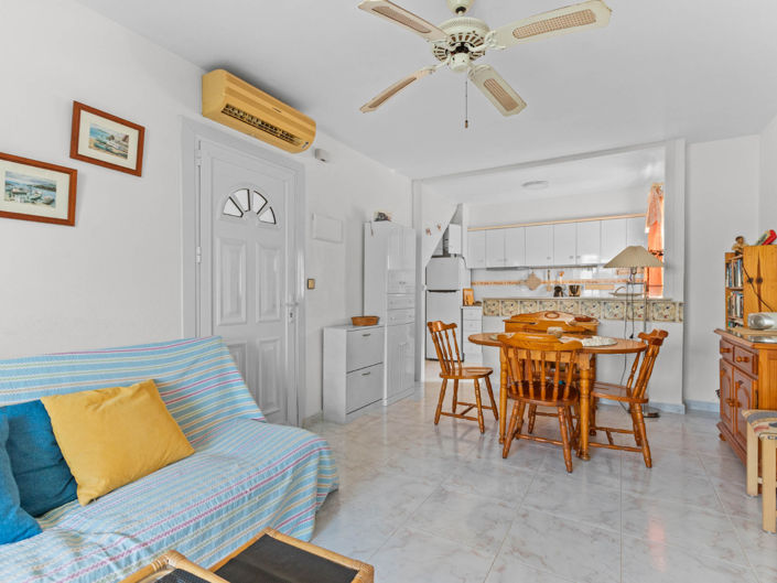 Image No.2-2 Bed Bungalow for sale