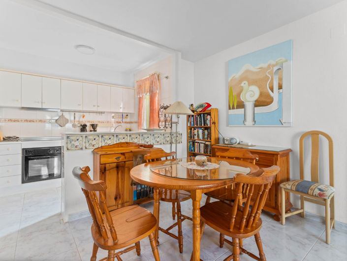 Image No.5-2 Bed Bungalow for sale