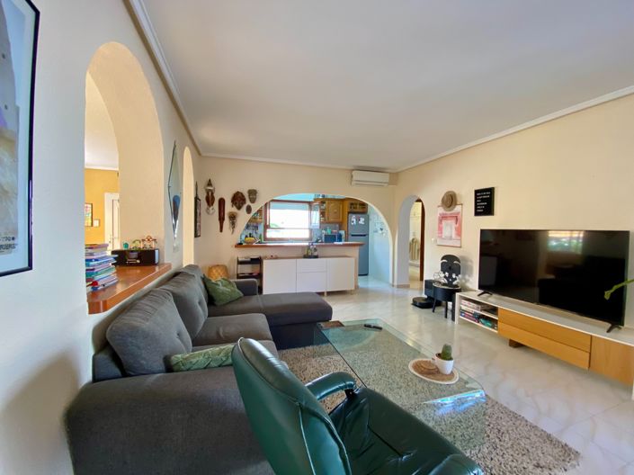 Image No.35-4 Bed Property for sale