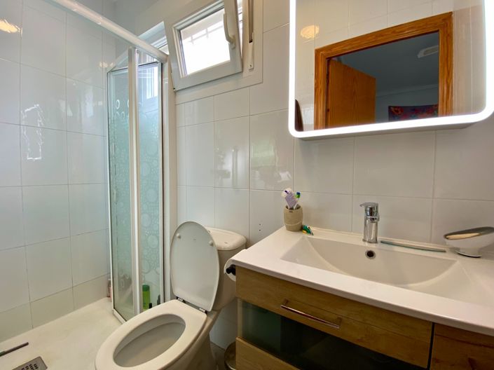 Image No.46-4 Bed Property for sale