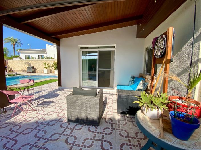 Image No.13-4 Bed Property for sale