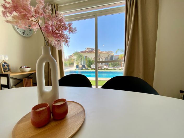 Image No.15-4 Bed Property for sale