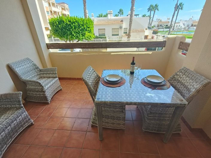 Image No.20-2 Bed Apartment for sale