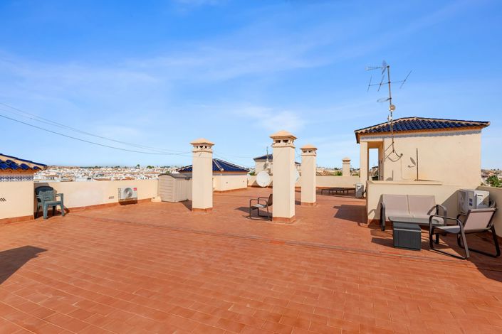 Image No.27-2 Bed Apartment for sale