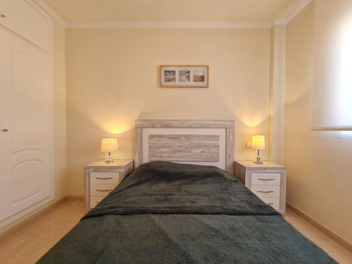 Image No.11-2 Bed Property for sale