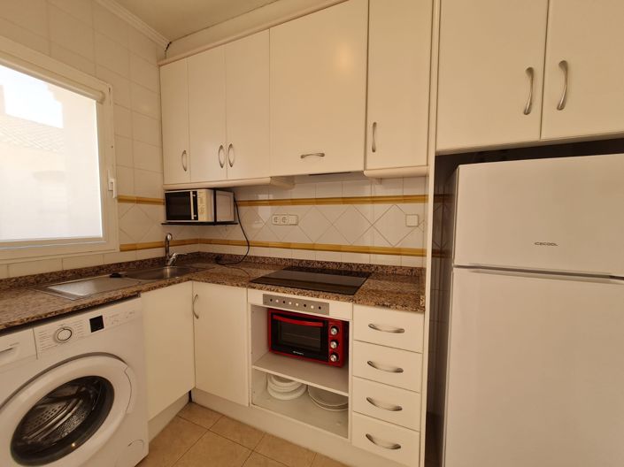 Image No.14-2 Bed Property for sale