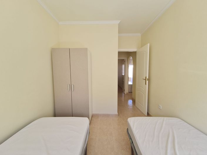 Image No.18-2 Bed Property for sale