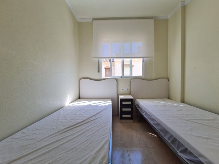 Image No.19-2 Bed Property for sale