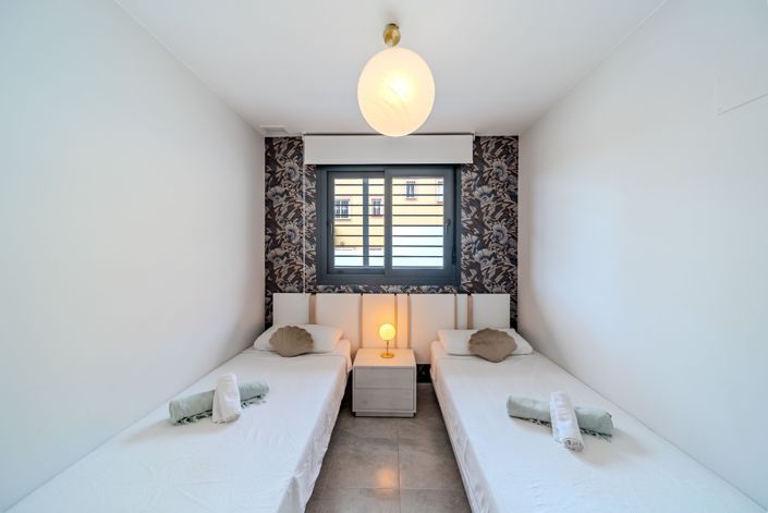 Image No.16-2 Bed Apartment for sale