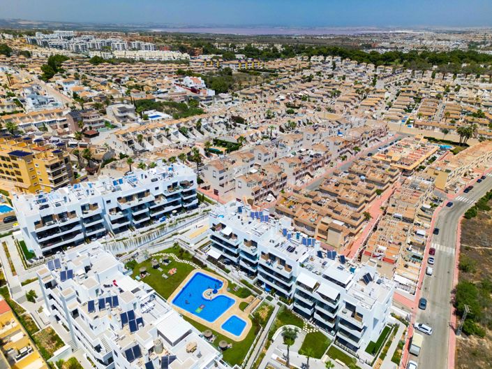 Image No.22-2 Bed Apartment for sale