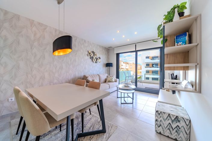 Image No.5-2 Bed Apartment for sale