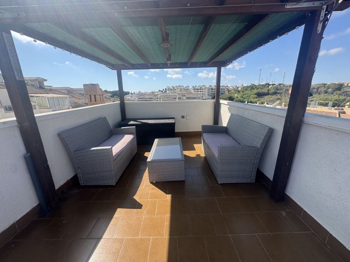 Image No.22-4 Bed Property for sale